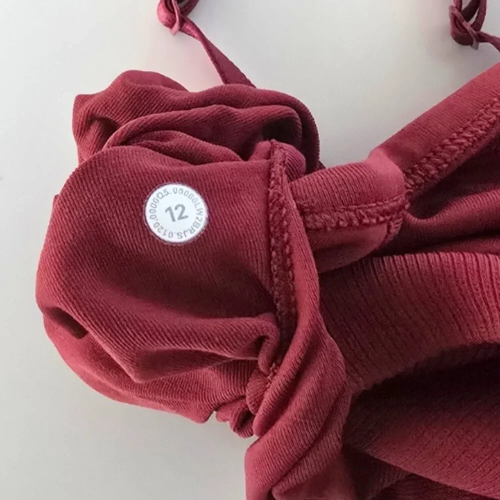 nwot Lululemon Ebb to Street Bra, Color Chianti